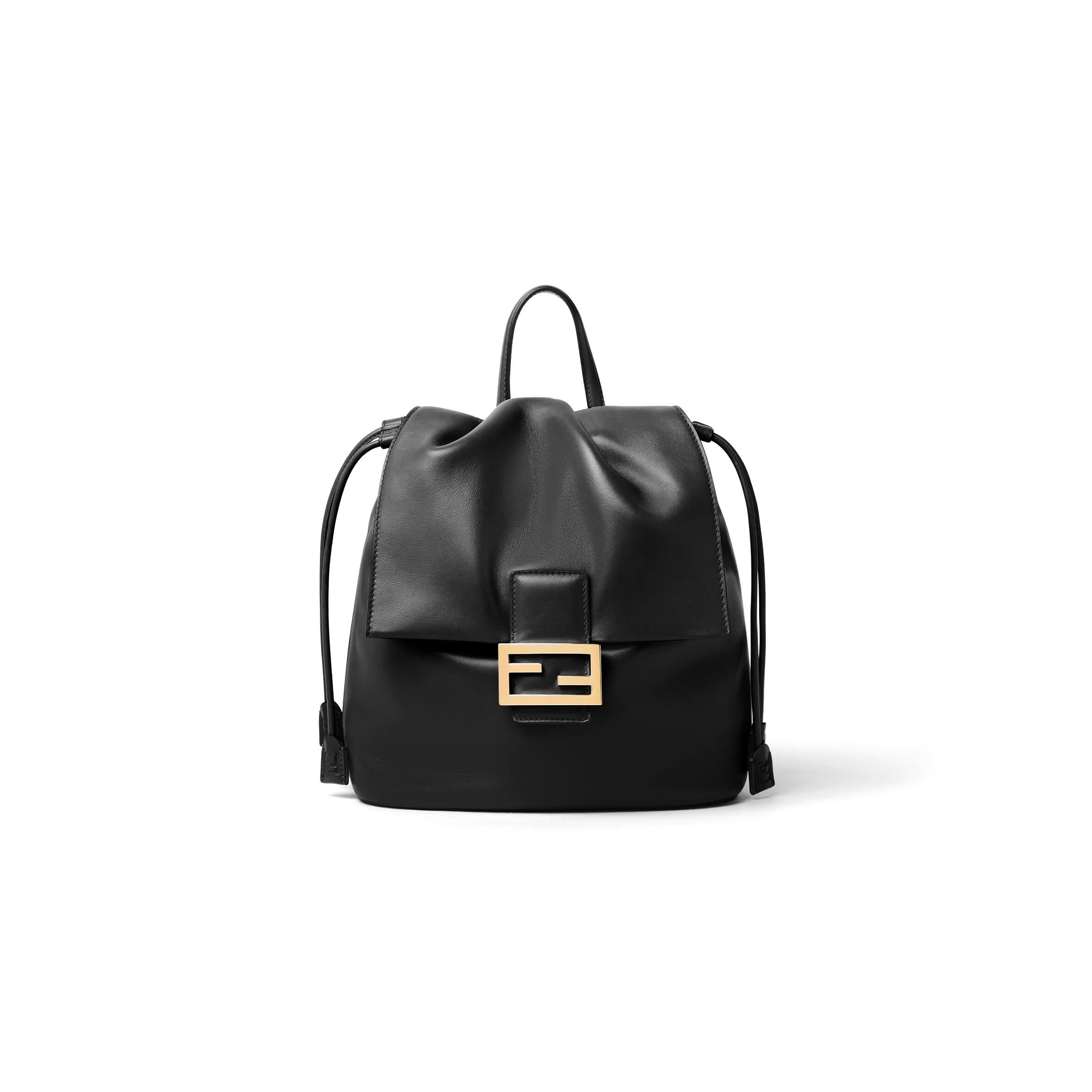 F**di black leather backpack 8bz057ayj1f0kur (26*23*12cm)